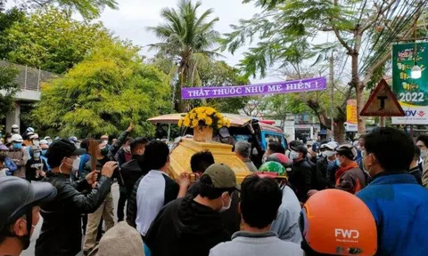 Vụ chìm cano chở 39 người ở biển Cửa Đại: 8 nạn nhân tử vong, mất tích là họ hàng