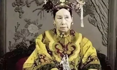 Vị thái y duy nhất thoát chết dù biết được bí mật xấu hổ của Từ Hy thái hậu