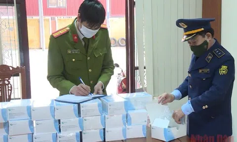Thu giữ hơn 1.000 kit test nhanh COVID-19 không rõ nguồn gốc