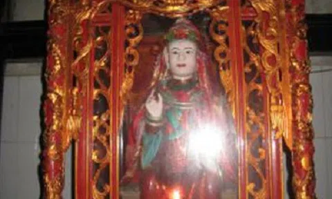 Tượng bà Chúa Lãng 300 năm tuổi bị mất trộm
