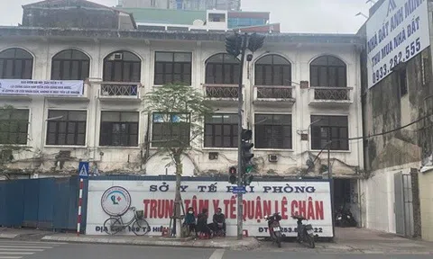 Vụ vòi 1,5 triệu mới cho F0 đi viện ở Hải Phòng: Tạm đình chỉ công tác Trạm trưởng y tế