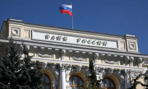 Gần một nửa số tài sản dự trữ của Nga bị đóng băng