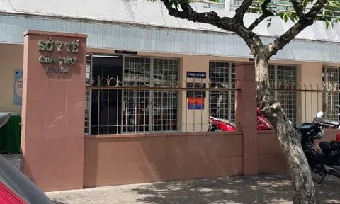 Cần Thơ: Mua kít test Việt Á hơn 39 tỷ đồng, sẽ chuyển hồ sơ sang cơ quan điều tra nếu có tiêu cực