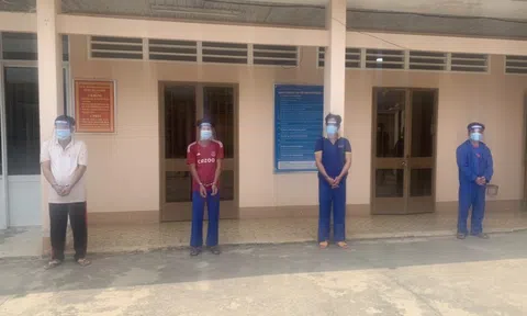 Buôn bán thuốc Molnupiravir từ Campuchia về Việt Nam, 5 người bị khởi tố