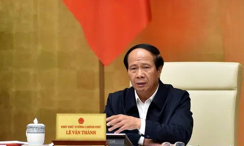 Phó Thủ tướng chỉ đạo khẩn khắc phục hậu quả mưa lớn bất thường tại miền Trung