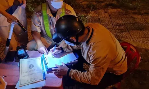 Tài xế uống 1 ly bia, 4 lần đo nồng độ cồn mới chịu ký biên bản phạt 17 triệu đồng