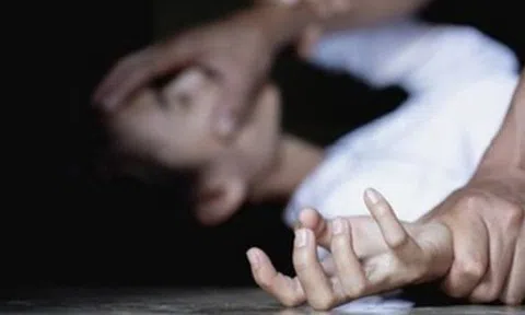 Tình tiết mới nhất vụ bé gái 13 tuổi ở Cà Mau bị hiếp dâm nhiều lần