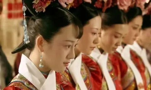 Vị cung nữ không bao giờ tắm nhưng được Hoàng đế Khang Hy cả đời kính nể, coi như mẹ ruột