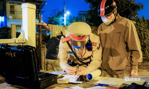 Công bố 9 đường dây nóng phản ánh về giao thông dịp lễ 30/4