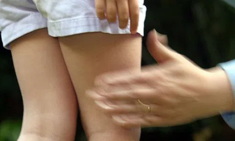 Khởi tố thầy giáo bị tố dâm ô học sinh lớp 5 ở Thái Bình