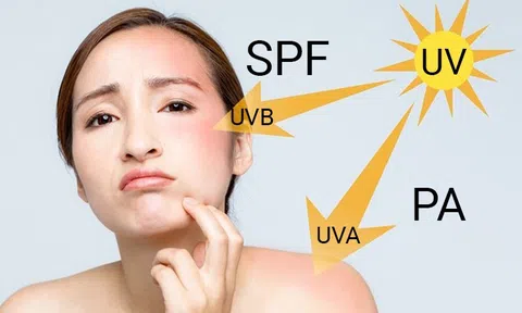 Ngồi trong nhà cả ngày, có nên bôi kem chống nắng