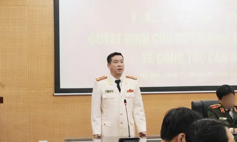 Truy tố cựu đại tá Phùng Anh Lê về tội nhận hối lộ