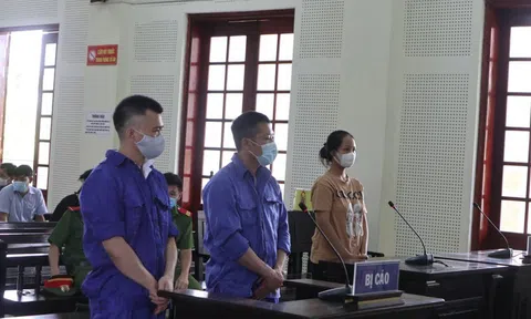 "Chồng hờ" tổ chức "tiệc" ma túy, thiếu nữ ôm bụng bầu 3 tháng đi "bay"