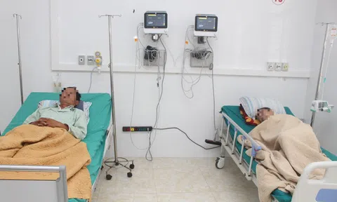 Uống nhầm rượu ngâm củ ấu tàu, hai người trong một gia đình nhập viện cấp cứu