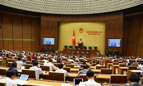 Ngày 6/6, Quốc hội thảo luận về các dự án xây dựng công trình đường bộ cao tốc