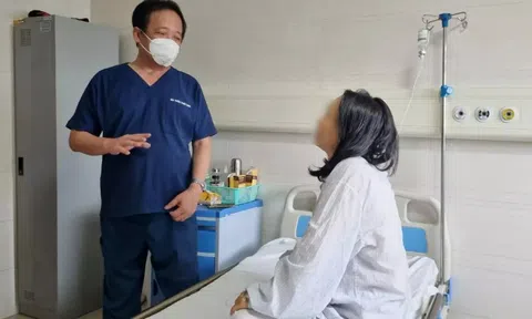 Nữ sinh 12 tuổi phải nghỉ học, không thể đi lại vì vòng một khổng lồ