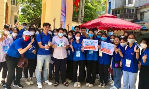 Thi vào lớp 10 Hà Nội: Thí sinh được tổ chức sinh nhật ngay tại điểm thi