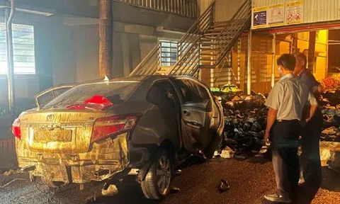 Phó Giám đốc nổi điên, lao xe ô tô vào công ty của vợ làm 4 người thương vong bị xử lý thế nào?