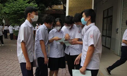 Hà Nội: Không được thu bất cứ khoản đóng góp nào khi học sinh lớp 10 nhập học