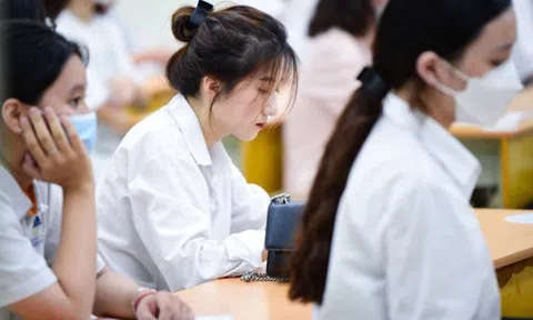 Ngày đầu tiên thi tốt nghiệp THPT 2022: 22 thí sinh bị đình chỉ