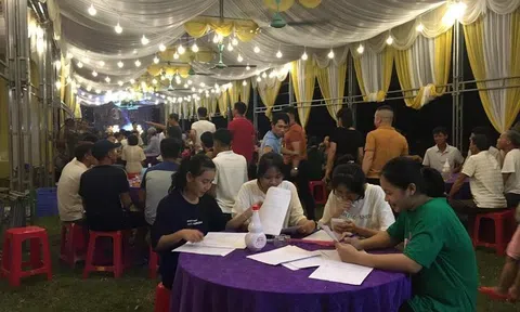 Muôn kiểu ôn thi "bá đạo" của hội học trò khiến cộng đồng mạng cười ngất