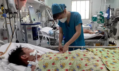 Bộ Y tế lo nguy cơ "dịch chồng dịch", đề nghị tăng cường biện pháp phòng chống