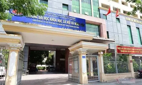 Vụ nam sinh đại học tố bị quay lén trong nhà vệ sinh: Nhà trường nói gì?