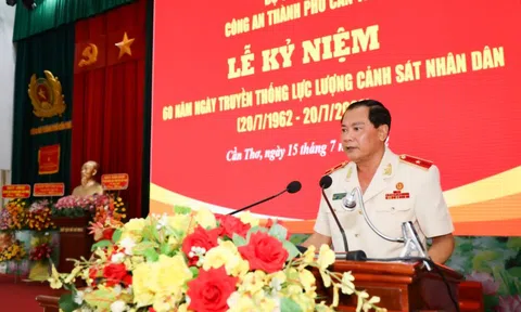 Cần Thơ: Kỷ niệm 60 năm ngày truyền thống lực lượng Cảnh sát Nhân dân