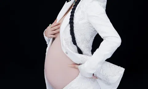 Hé lộ tên của nhóc tỳ thứ 3 nhà Phạm Quỳnh Anh