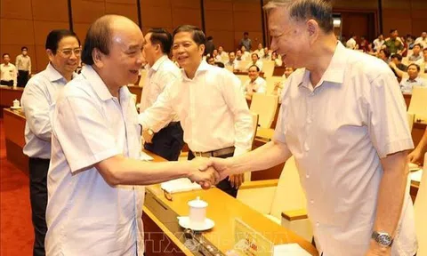 Hội nghị toàn quốc nghiên cứu, học tập, quán triệt Nghị quyết Hội nghị Trung ương 5, khóa XIII