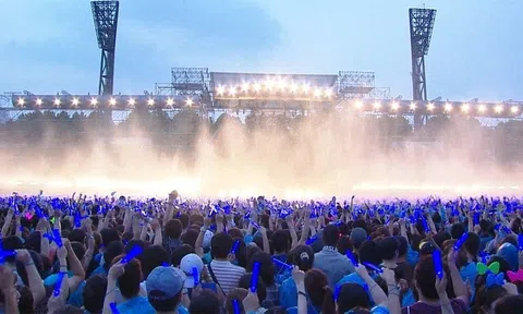 Nhân viên tử vong khi tháo dỡ sân khấu show nhạc của Psy