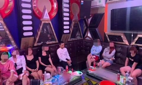 Phát hiện 12 nam nữ thanh niên “bay lắc” trong quán karaoke ở Bình Dương