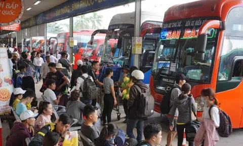 Tránh tình trạng chen lấn gây ùn tắc, nhồi nhét khách dịp nghỉ lễ 2/9