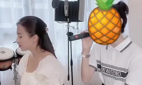 Nghi vấn Hiền Hồ tái xuất sau lùm xùm "anh em nương tựa"