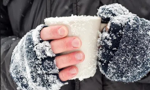 Vụ cháu bé 3 tuổi bị nhốt trong tủ đông: Điều gì giúp cháu bé sống sót?