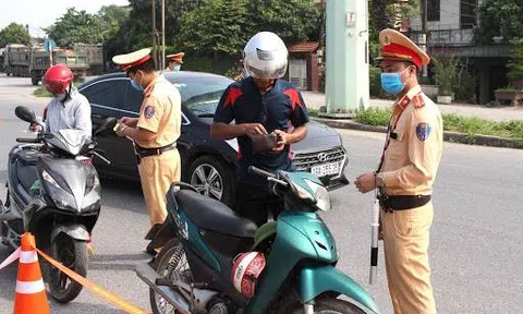 Chậm nộp phạt vi phạm giao thông bị xử lý thế nào?