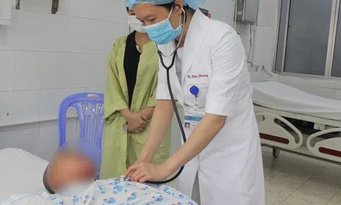 Cảnh báo nhiều bệnh nhân sốt xuất huyết nặng, tổn thương đa cơ quan