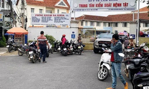 Lâm Đồng: Nhiều nhân viên y tế nhận tiền của Công ty Việt Á