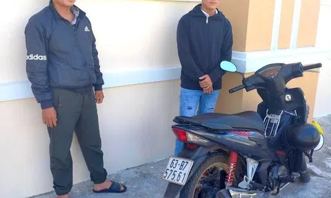 Hù dọa bị "vong nhập", 2 "thầy cúng" rởm đòi nữ gia chủ đưa 16 triệu đồng