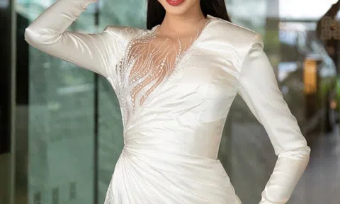 Hoa hậu Thùy Tiên "ghi điểm" nhờ hành động giúp đỡ cậu bé đi lạc