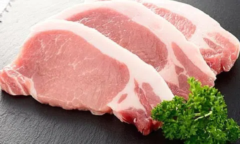 Cách luộc thịt heo ngon trắng mềm không bị hôi