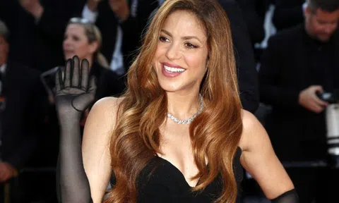 Ca sĩ Shakira chuẩn bị hầu tòa vì cáo buộc trốn thuế
