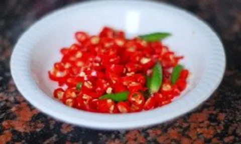 Nồi cơm sạch không còn 1 hạt khi mẹ chế biến thịt ếch theo cách này