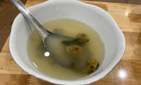 Vợ 4 ngày liên tục bỏ thuốc diệt chuột vào canh vì nghi ngờ chồng ngoại tình