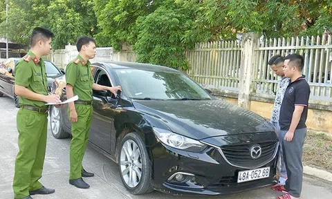 Trộm chính xe ô tô vừa bán, 2 nam thanh niên bị “xộ khám”
