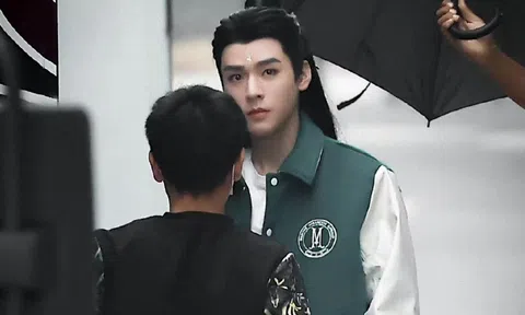 Tin tức sao Hoa ngữ mới nhất ngày 20/10: Cung Tuấn điển trai trên phim trường Hồ Yêu Tiểu Hồng Nương