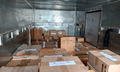 Phát hiện và tiêu hủy 2 lô thuốc tây, mỹ phẩm nhập lậu trị giá hơn 18 tỷ đồng