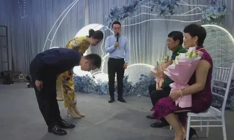 Người đàn ông cãi lời bố mẹ, quyết cưới bằng được cô vợ hơn 12 tuổi