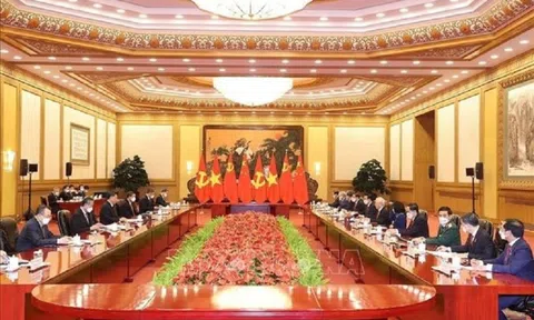 Việt Nam - Trung Quốc ký kết 13 văn kiện hợp tác giữa hai Đảng, hai nước