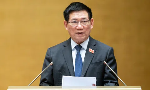 Sửa Luật Giá: Giữ Quỹ bình ổn giá xăng dầu, quy định giá trần SGK